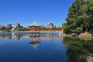 A classical Japanese manuscript page of Hinkyū Mondōka, symbolizing ancient poetry and the historical context of Yamanoue no Okura’s work.